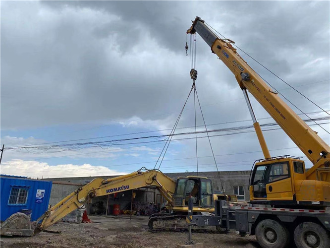 上杭县25吨吊车的工作半径是多少？